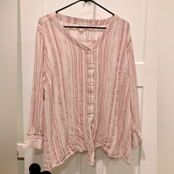 Style & Co Pink Gauze tab sleeve top | 2X - Picture 2 of 6